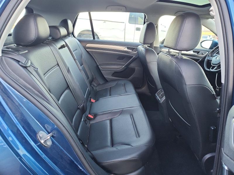 Продажа на аукционе авто 2017 Volkswagen Golf, vin: 3VW117AU0HM065318, номер лота: 47599816