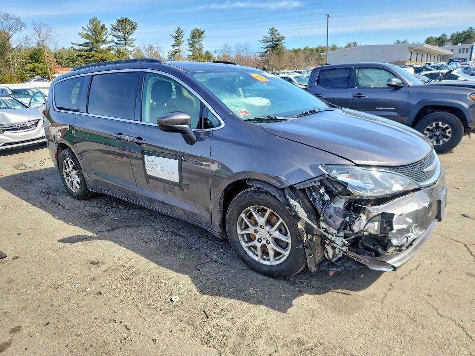 2020 Chrysler Voyager მანქანა იყიდება აუქციონზე, vin: 2C4RC1DG2LR261118, აუქციონის ნომერი: 45605716