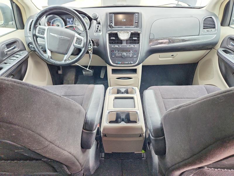 48224246 :رقم المزاد ، 2A4RR5DG0BR605088 vin ، 2011 Chrysler Town & Country مزاد بيع