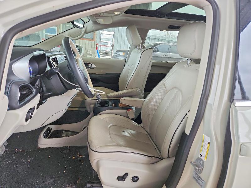 Продажа на аукционе авто 2017 Chrysler Pacifica, vin: 2C4RC1N70HR710933, номер лота: 79933775