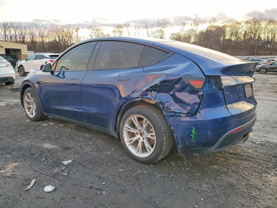 Продажа на аукционе авто 2021 Tesla Model Y, vin: 5YJYGDEE8MF060710, номер лота: 41867506