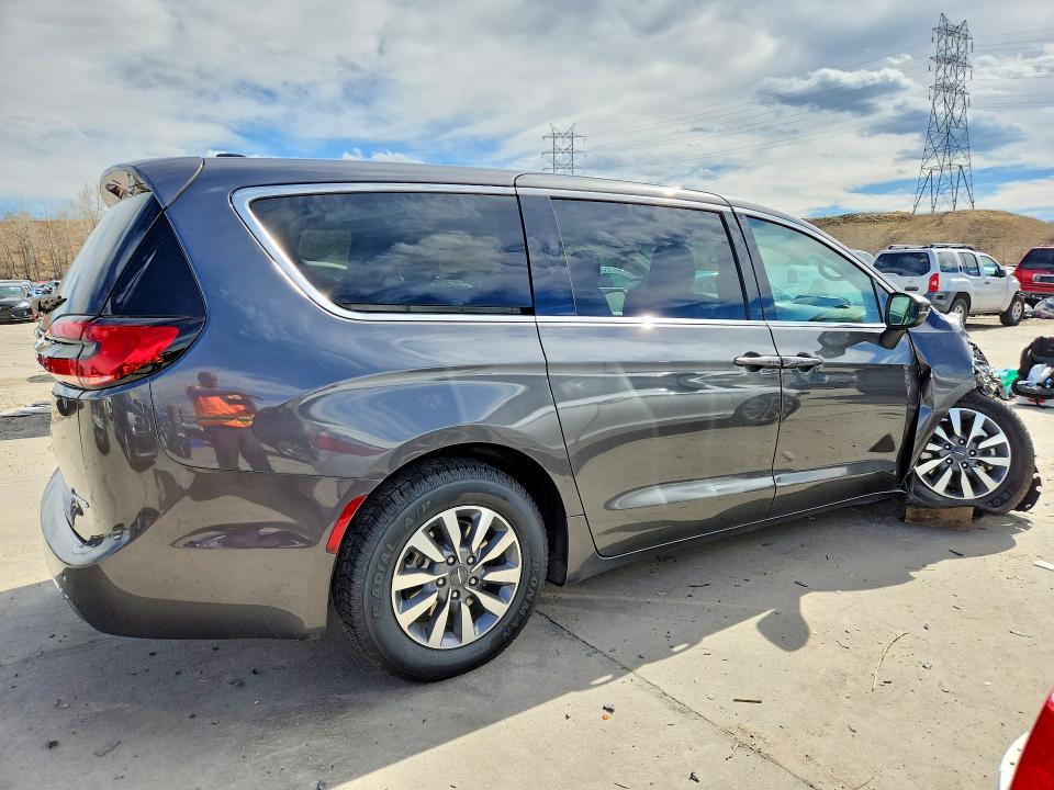 Продажа на аукционе авто 2023 Chrysler Pacifica, vin: 2C4RC1L77PR611690, номер лота: 42009446