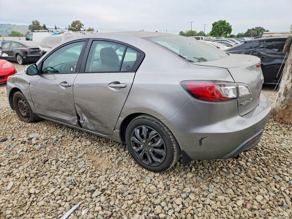 47754126 :رقم المزاد ، JM1BL1SG9A1340436 vin ، 2010 Mazda Mazda3i مزاد بيع