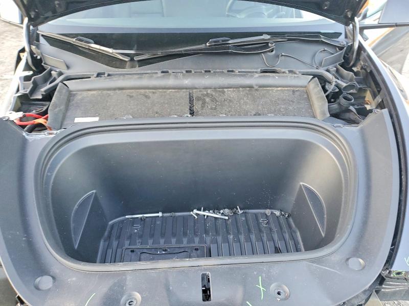 46193696 :رقم المزاد ، 7SAYGDEE4RF149832 vin ، 2024 Tesla Model Y مزاد بيع