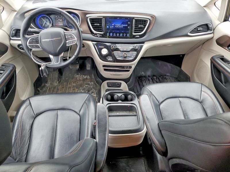 46998146 :رقم المزاد ، 2C4RC1BG4HR517396 vin ، 2017 Chrysler Pacifica مزاد بيع