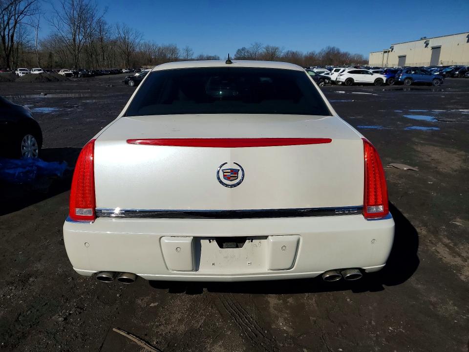 46817576 :رقم المزاد ، 1G6KD57Y68U206260 vin ، 2008 Cadillac Dts مزاد بيع