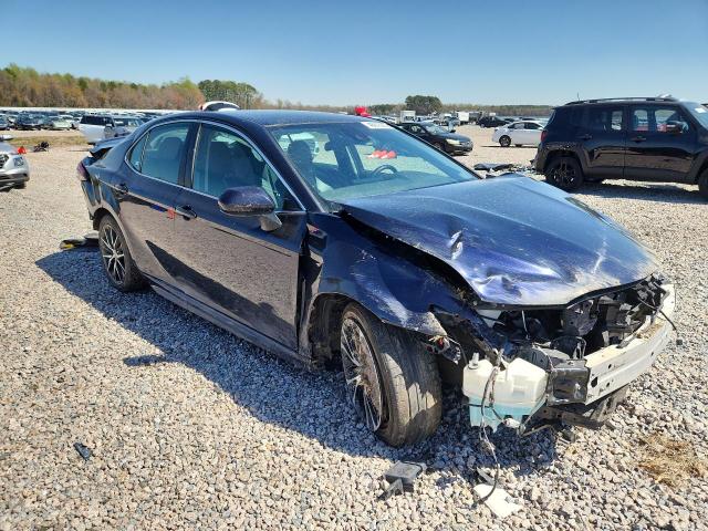 46676656 :رقم المزاد ، 4T1G11AK6MU526709 vin ، 2021 Toyota Camry مزاد بيع