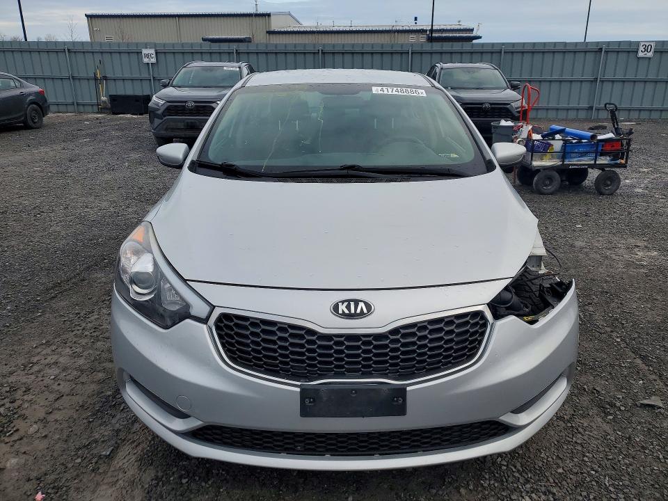 2016 Kia Forte მანქანა იყიდება აუქციონზე, vin: KNAFK4A60G5611039, აუქციონის ნომერი: 41748886