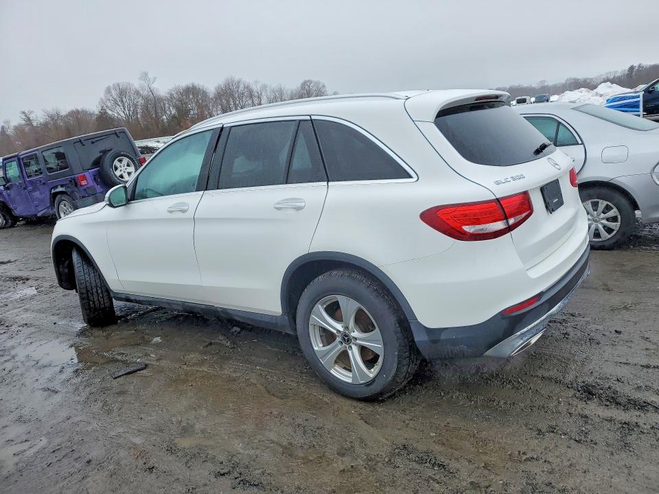 79726025 :رقم المزاد ، WDC0G4KB7JV043721 vin ، 2018 Mercedes-benz Glc مزاد بيع