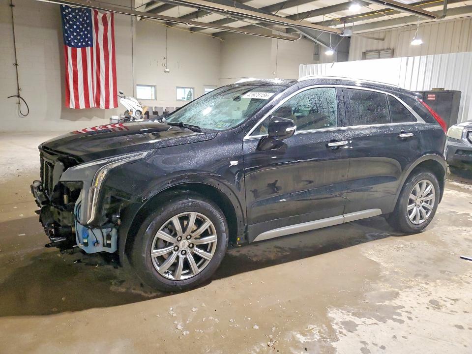 45928156 :رقم المزاد ، 1GYFZDR40MF044381 vin ، 2021 Cadillac Xt4 مزاد بيع