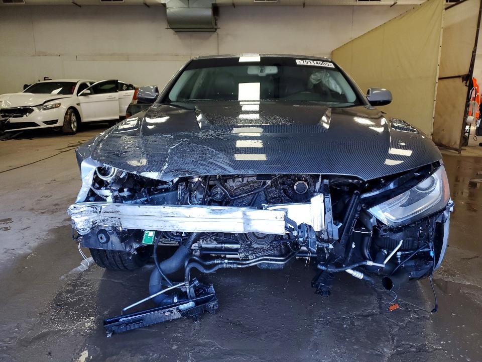79114605 :رقم المزاد ، WAUFFAFL3FN020557 vin ، 2015 Audi A4 مزاد بيع