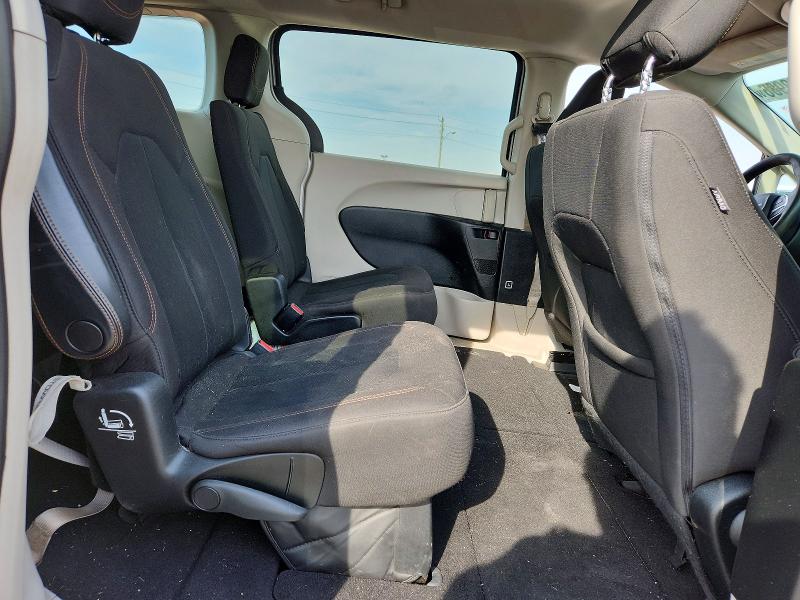 2017 Chrysler Pacifica მანქანა იყიდება აუქციონზე, vin: 2C4RC1CG4HR553197, აუქციონის ნომერი: 48063986