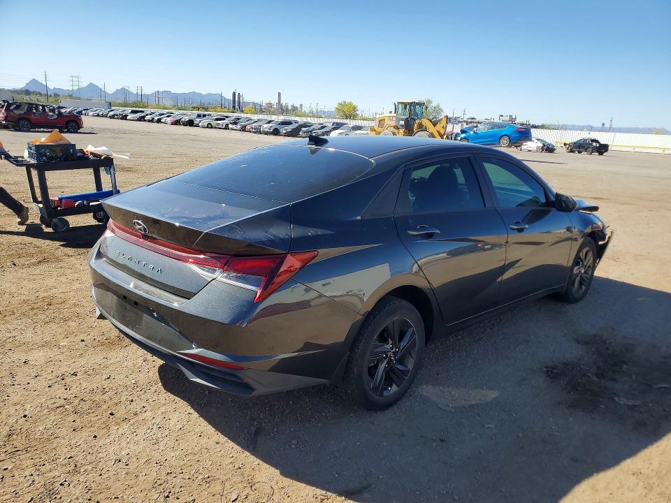 47068766 :رقم المزاد ، 5NPLM4AG2NH056777 vin ، 2022 Hyundai Elantra مزاد بيع