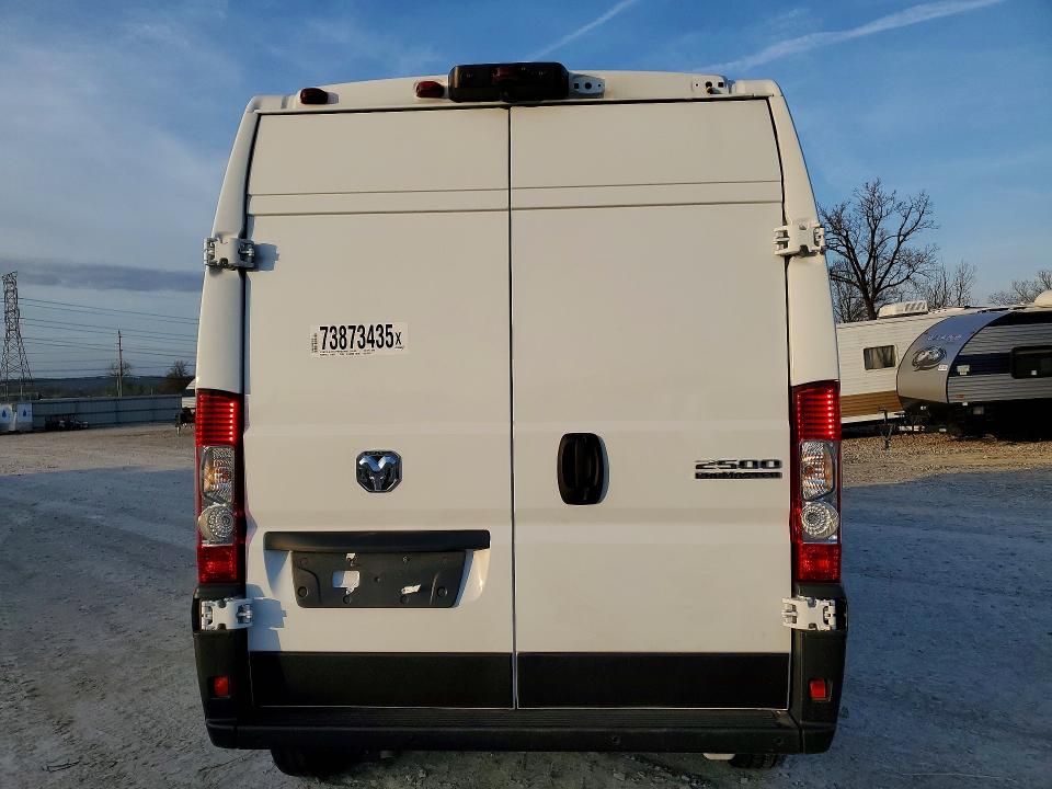 73873435 :رقم المزاد ، 3C6LRVDG3SE558157 vin ، 2025 Ram Promaster 2500 مزاد بيع