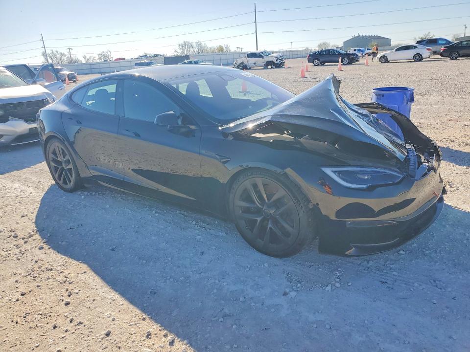 45818286 :رقم المزاد ، 5YJSA1E64NF480450 vin ، 2022 Tesla Model S مزاد بيع