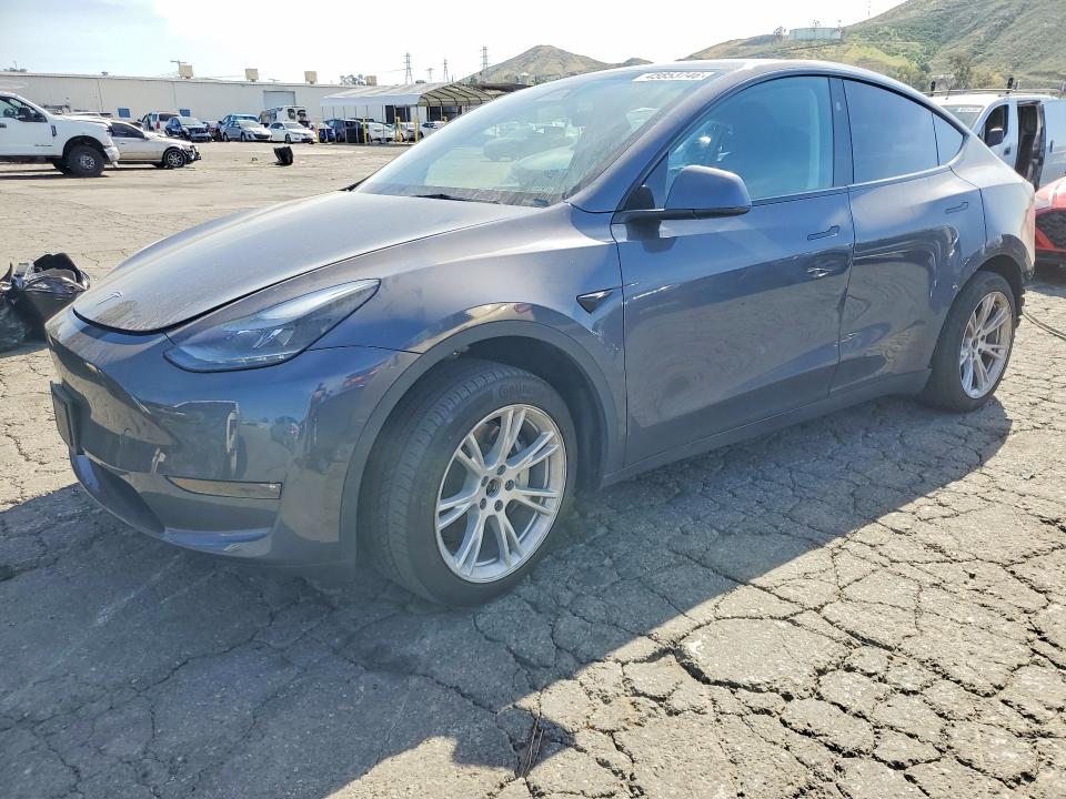 45853746 :رقم المزاد ، 7SAYGDEE3PF829914 vin ، 2023 Tesla Model Y مزاد بيع