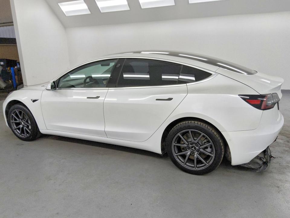 Продаж на аукціоні авто 2019 Tesla Model 3, vin: 5YJ3E1EA0KF415961, номер лоту: 78690875
