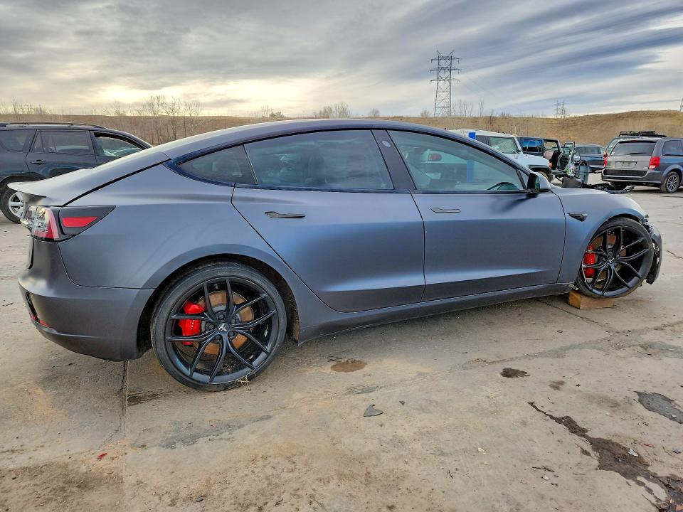 Продажа на аукционе авто 2021 Tesla Model 3, vin: 5YJ3E1EC4MF990956, номер лота: 45529106