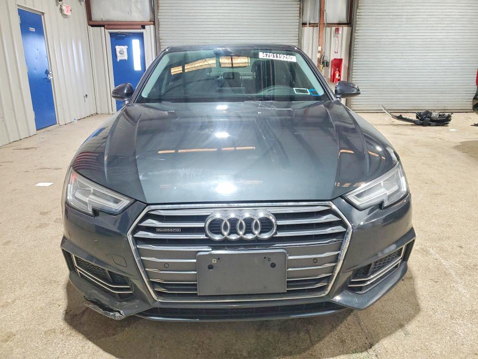 47011926 :رقم المزاد ، WAUENAF4XHN004589 vin ، 2017 Audi A4 مزاد بيع
