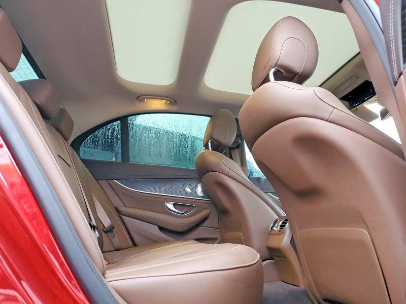 45792636 :رقم المزاد ، WDDZF6GB4JA353567 vin ، 2018 Mercedes-benz E مزاد بيع