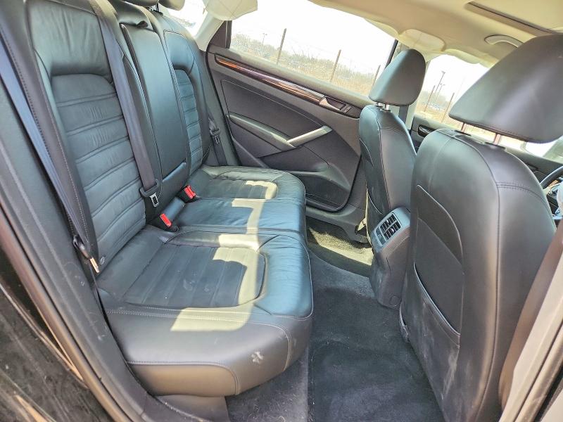 46898426 :رقم المزاد ، 1VWCS7A33EC007536 vin ، 2014 Volkswagen Passat مزاد بيع