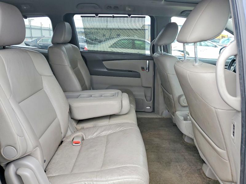 46907726 :رقم المزاد ، 5FNRL5H64EB072073 vin ، 2014 Honda Odyssey مزاد بيع