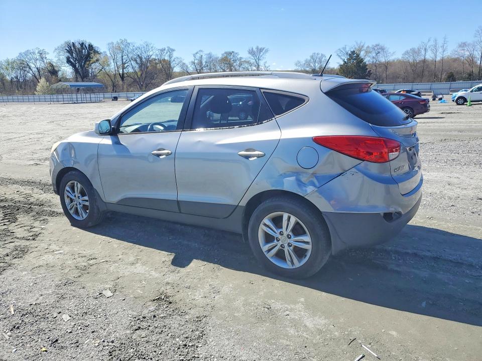 2010 Hyundai Tucson მანქანა იყიდება აუქციონზე, vin: KM8JU3AC3AU071041, აუქციონის ნომერი: 46397956