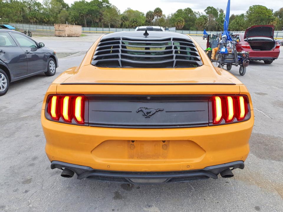 Продаж на аукціоні авто 2022 Ford Mustang, vin: 1FA6P8TH2N5109372, номер лоту: 46403416