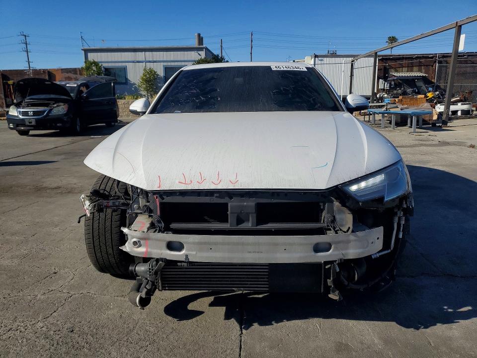 Продажа на аукционе авто 2017 Audi A4, vin: WAUGNAF43HN017547, номер лота: 46146346