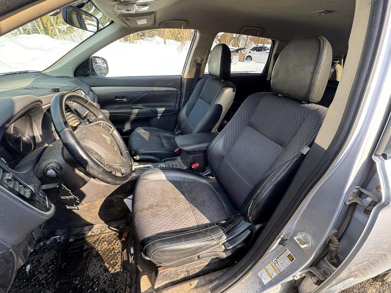 Продаж на аукціоні авто 2015 Mitsubishi Outlander, vin: JA4AZ3A39FZ001036, номер лоту: 41918296