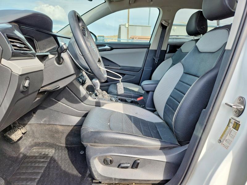 Продажа на аукционе авто 2022 Volkswagen Taos, vin: 3VVJX7B21NM083080, номер лота: 47226576