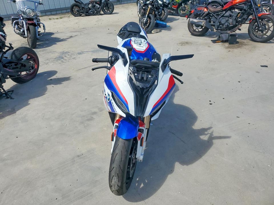 46201646 :رقم المزاد ، WB10E2304N6F48189 vin ، 2022 Bmw S 1000 مزاد بيع