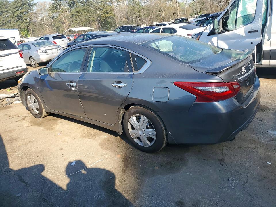 46670976 :رقم المزاد ، 1N4AL3AP9JC143995 vin ، 2018 Nissan Altima مزاد بيع