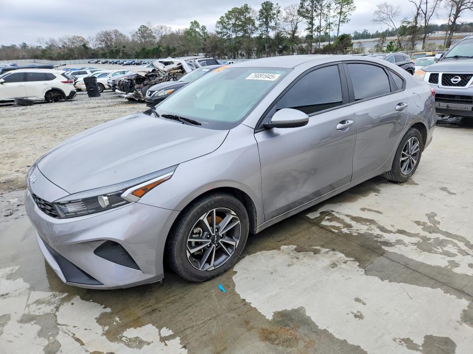 79091945 :رقم المزاد ، 3KPF24AD2NE481011 vin ، 2022 Kia Forte مزاد بيع