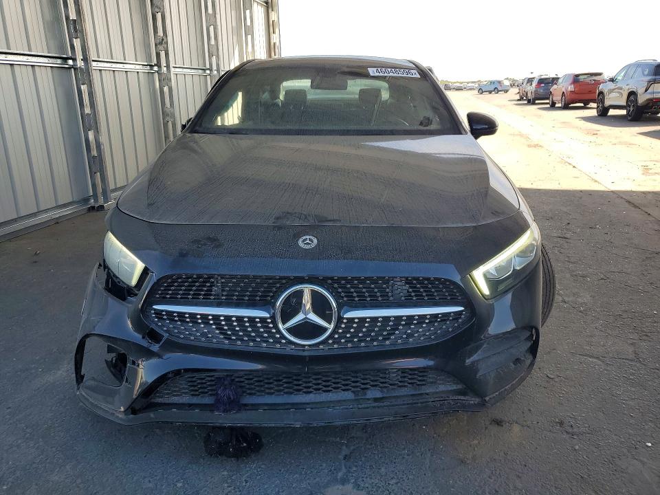 46048596 :رقم المزاد ، W1K3G4EB3NJ372482 vin ، 2022 Mercedes-benz A مزاد بيع