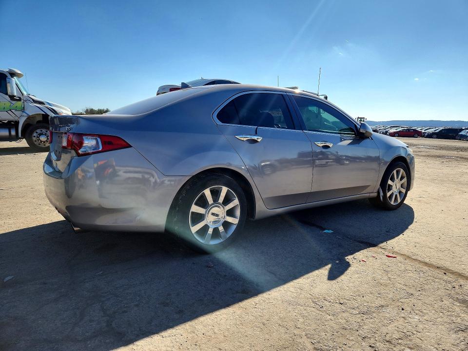 2010 Acura Tsx მანქანა იყიდება აუქციონზე, vin: JH4CU2F60AC021924, აუქციონის ნომერი: 45586736