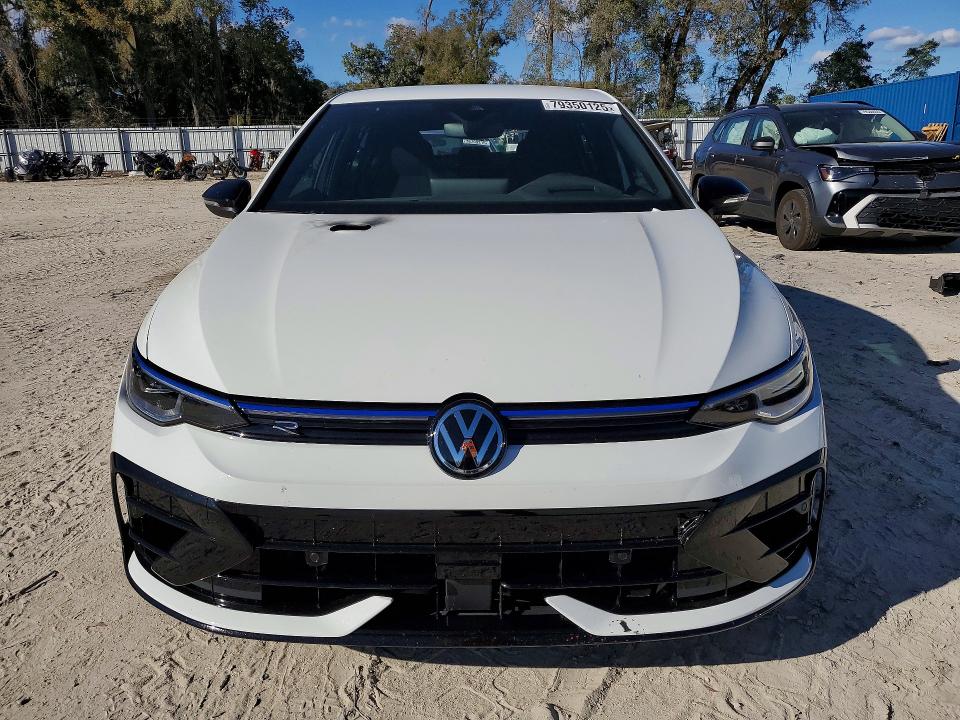 2025 Volkswagen Golf R მანქანა იყიდება აუქციონზე, vin: WVWEB7CD0SW215028, აუქციონის ნომერი: 79350125