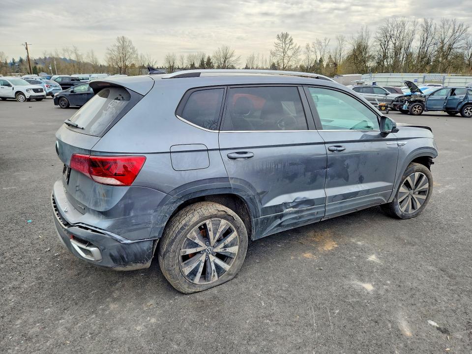 2022 Volkswagen Taos მანქანა იყიდება აუქციონზე, vin: 3VVWX7B25NM019937, აუქციონის ნომერი: 46384666