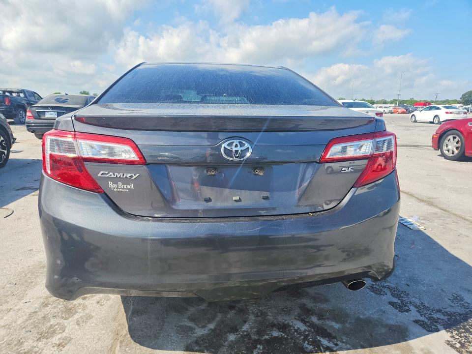 47696826 :رقم المزاد ، 4T1BF1FK0EU734185 vin ، 2014 Toyota Camry مزاد بيع
