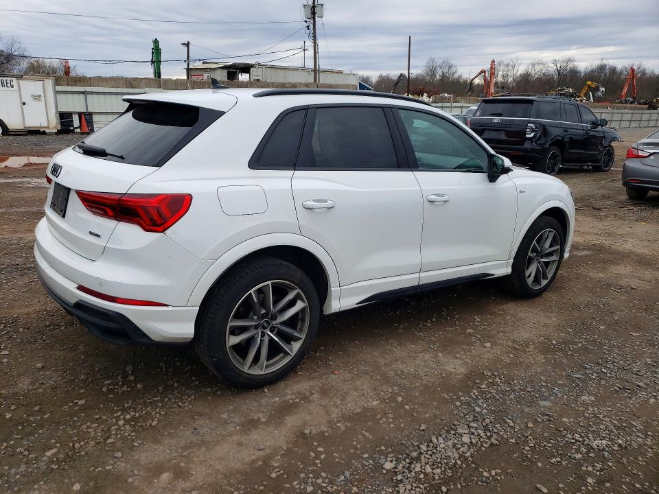 2023 Audi Q3 მანქანა იყიდება აუქციონზე, vin: WA1DECF39P1073596, აუქციონის ნომერი: 47950986