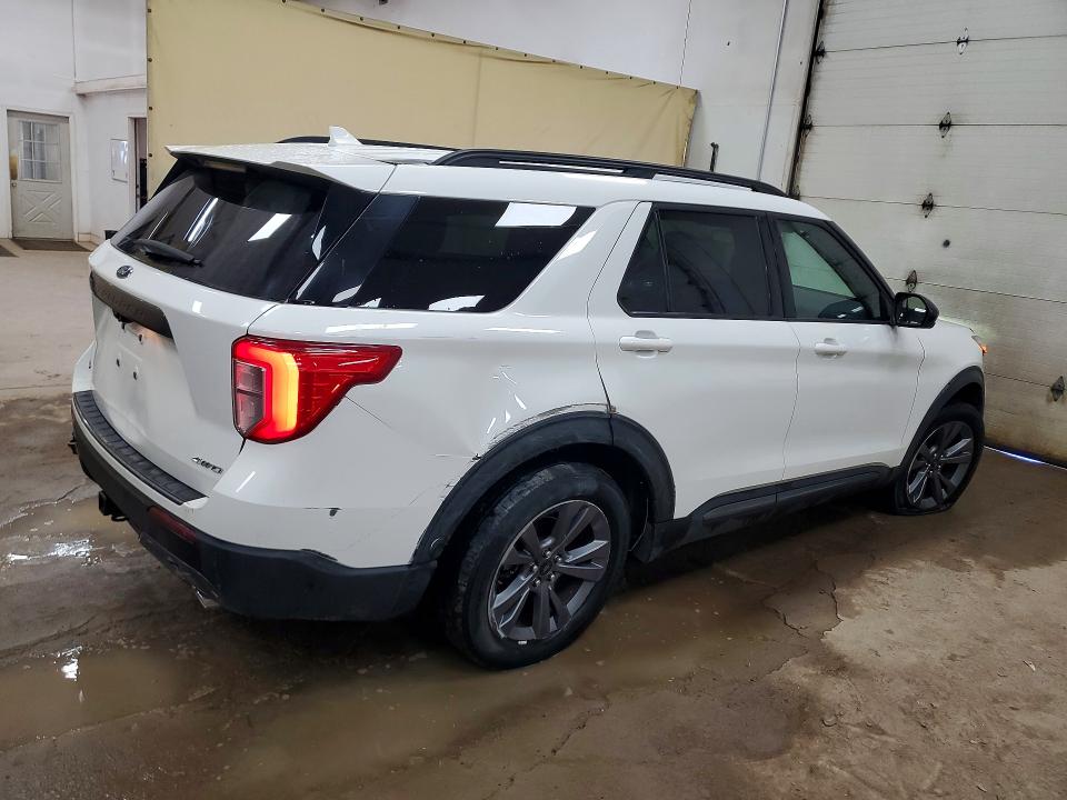 Продажа на аукционе авто 2022 Ford Explorer, vin: 1FMSK8DH7NGB72800, номер лота: 45862096