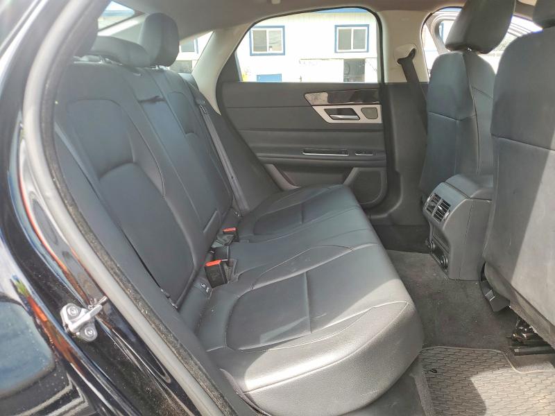 Продаж на аукціоні авто 2018 Jaguar Xf, vin: SAJBD4FX5JCY58090, номер лоту: 77806885