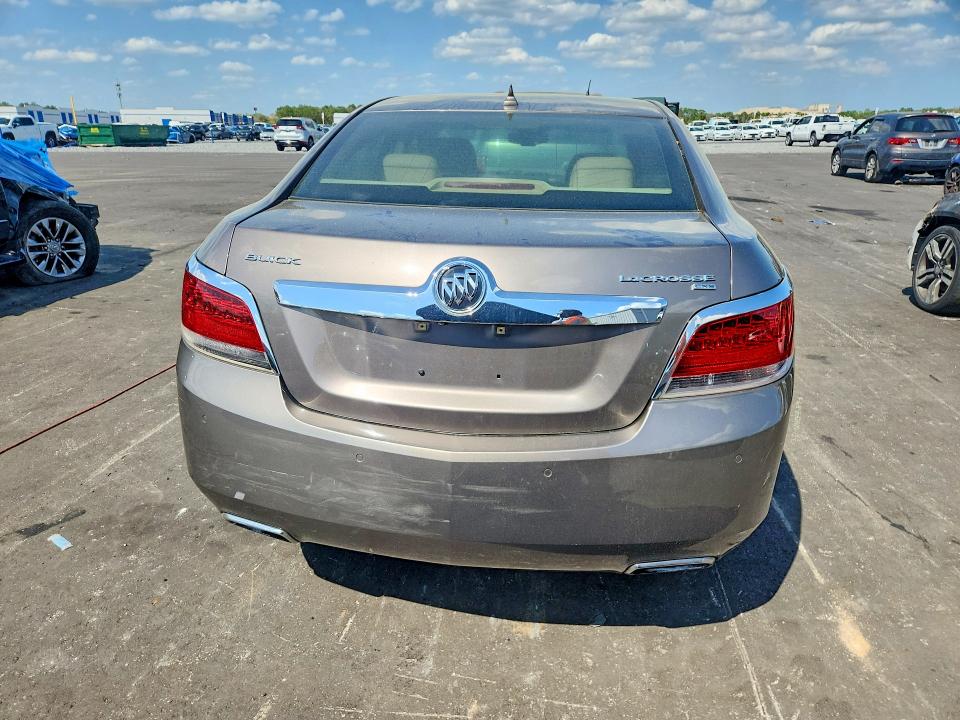 41746066 :رقم المزاد ، 1G4GE5ED5BF282561 vin ، 2011 Buick Lacrosse مزاد بيع