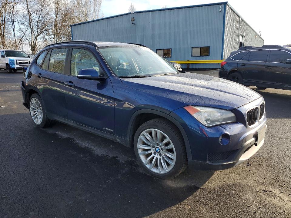 2014 Bmw X1 მანქანა იყიდება აუქციონზე, vin: WBAVL1C54EVY21667, აუქციონის ნომერი: 41988336
