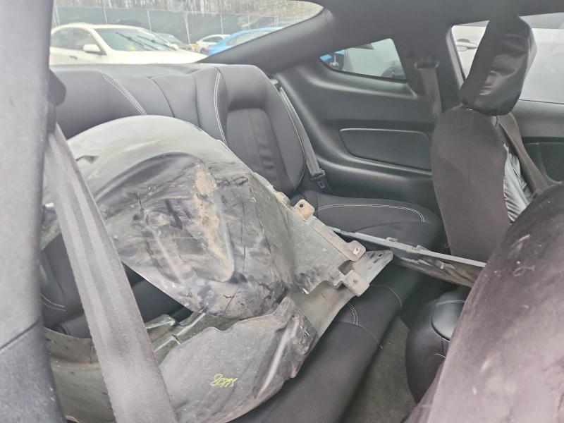 79374155 :رقم المزاد ، 1FA6P8TH0J5174859 vin ، 2018 Ford Mustang مزاد بيع