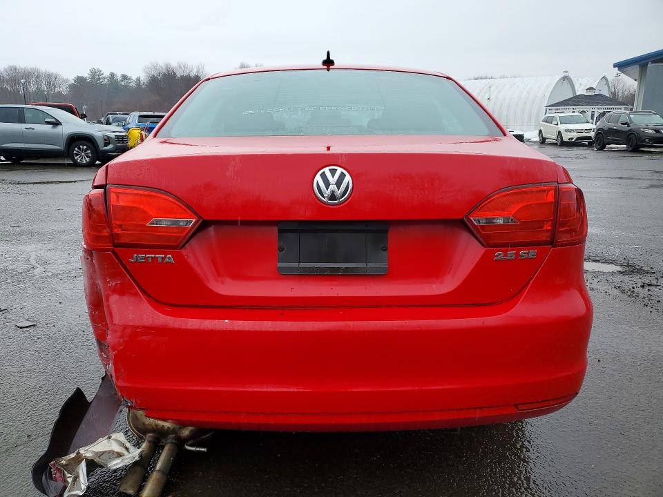 79807255 :رقم المزاد ، 3VWDP7AJXDM311271 vin ، 2013 Volkswagen Jetta مزاد بيع