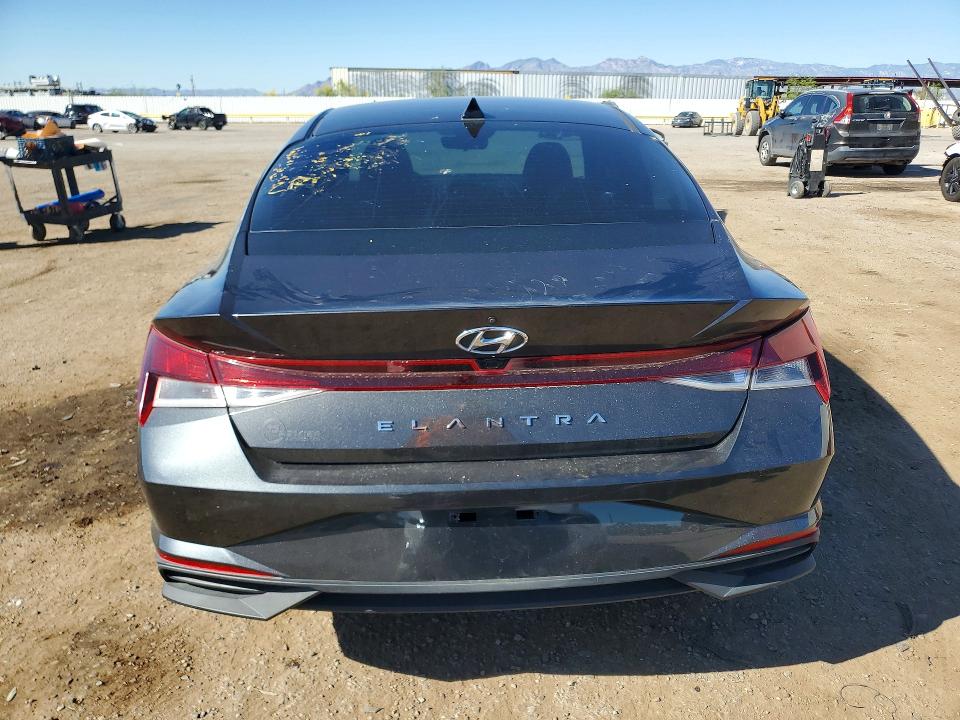 47068766 :رقم المزاد ، 5NPLM4AG2NH056777 vin ، 2022 Hyundai Elantra مزاد بيع