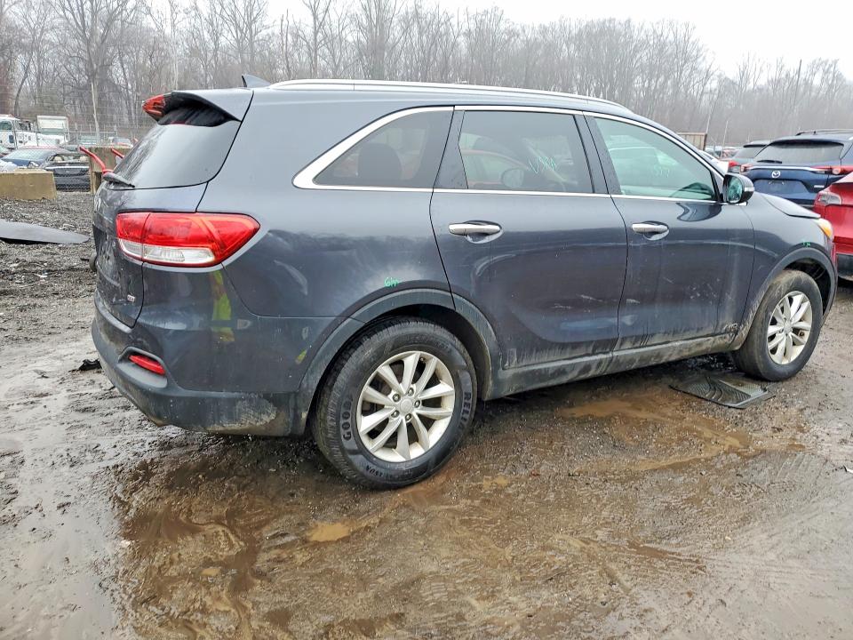 Auction sale of the 2017 Kia Sorento, vin: 5XYPGDA35HG257378, lot number: 76326135