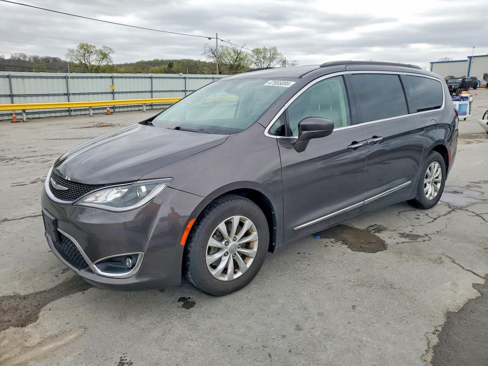 Продажа на аукционе авто 2017 Chrysler Pacifica, vin: 2C4RC1BG0HR500997, номер лота: 47955006