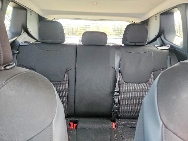 2016 Jeep Renegade მანქანა იყიდება აუქციონზე, vin: ZACCJBBT7GPD38819, აუქციონის ნომერი: 47815366